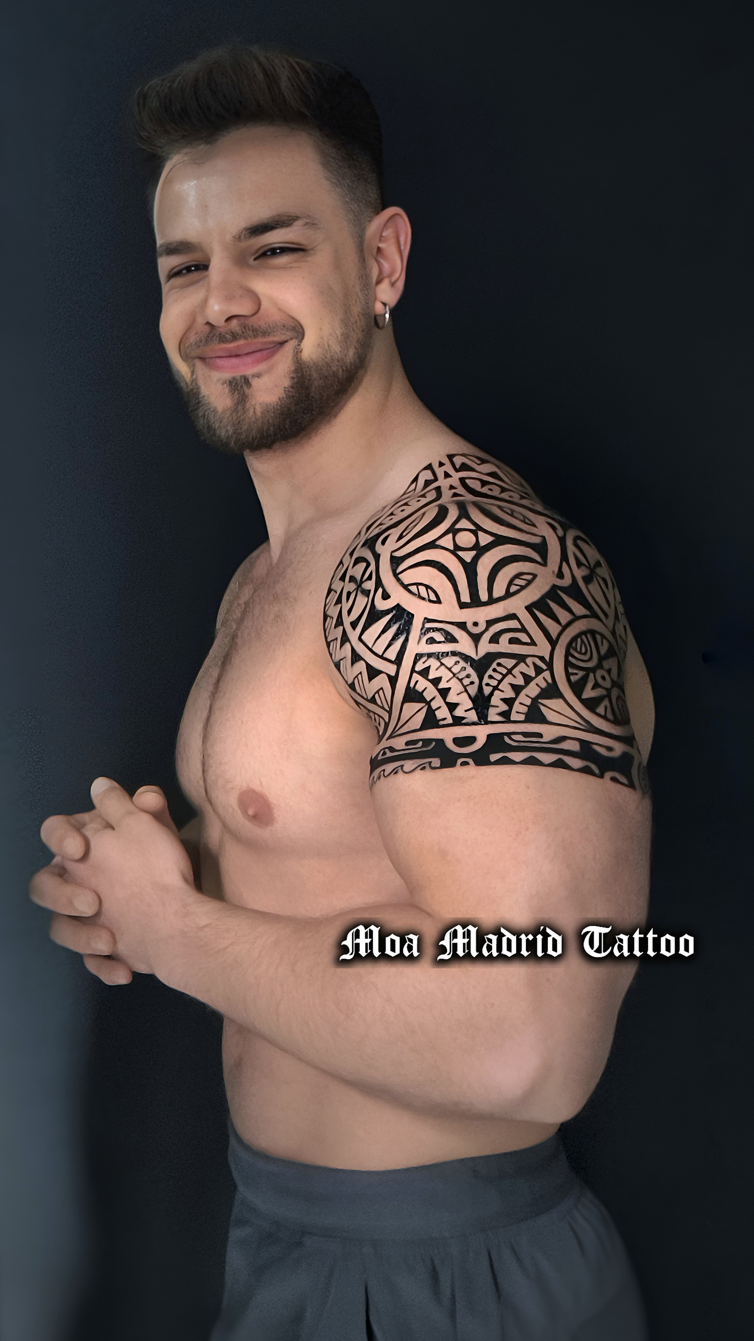 Actor Gaby del Castillo y su tatuaje maorí